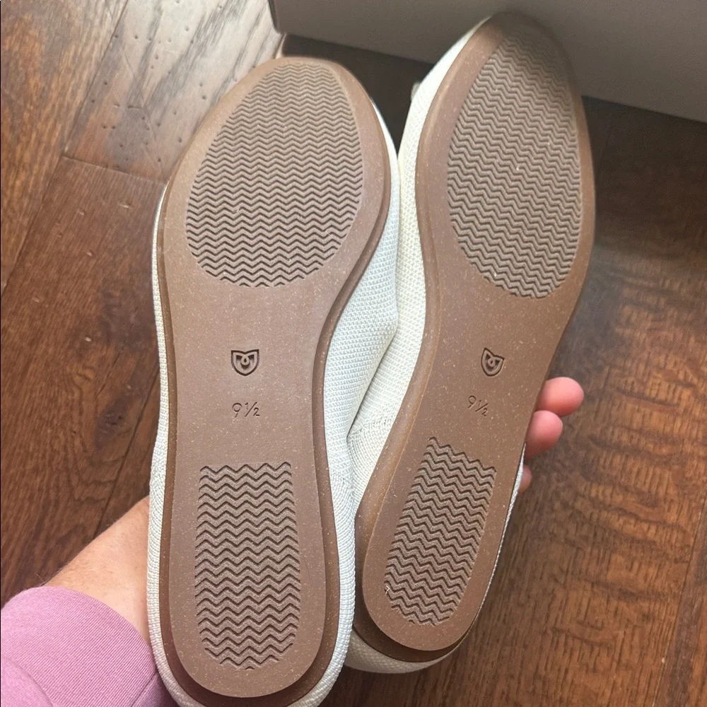 NEW Rothy's Cream Flats Love Bird - Picture 3 of 5